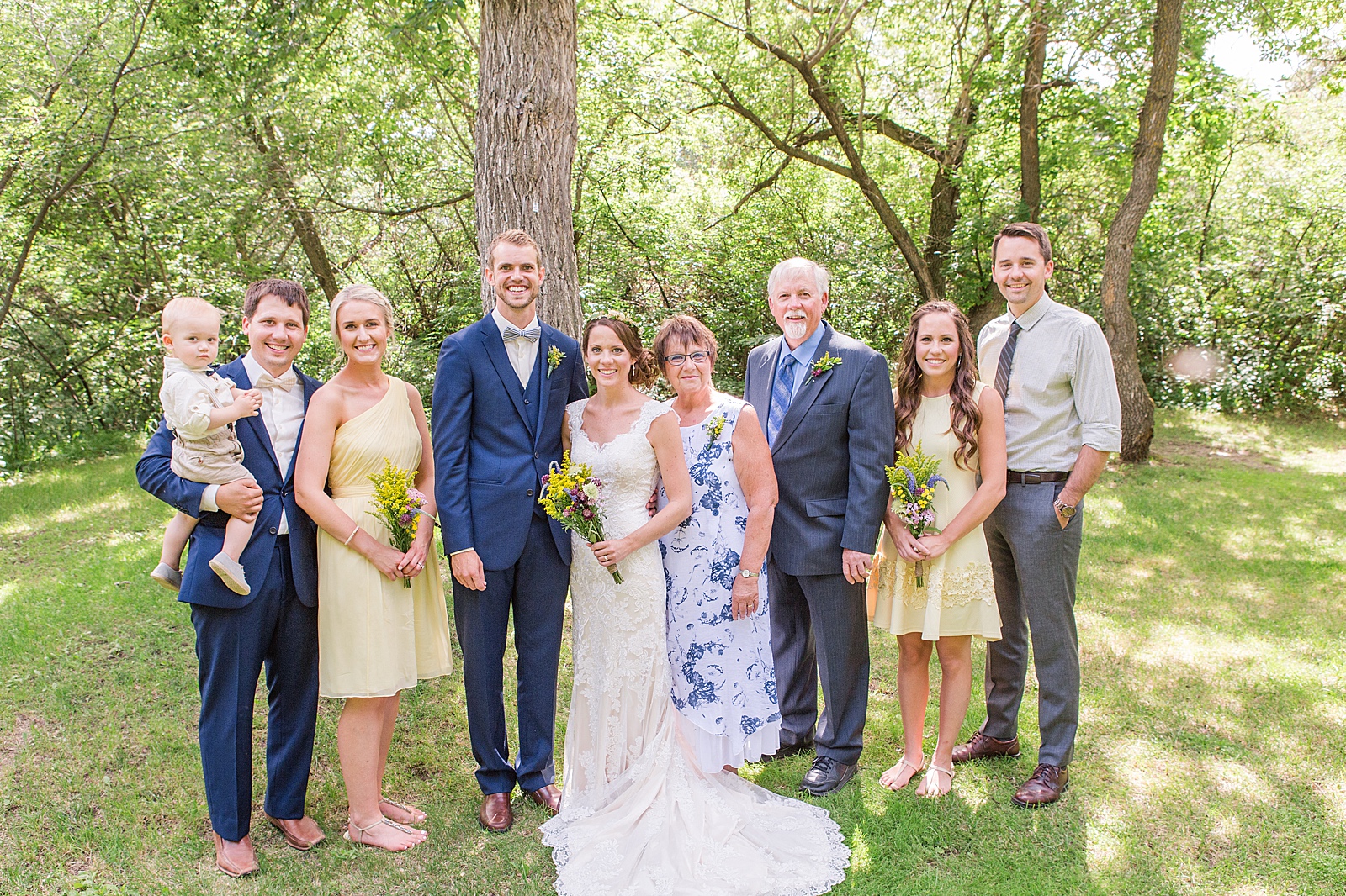 family photos on wedding day